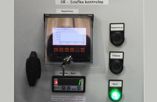 zespoly-pompowe-do-prob-hydrostatycznych-do-1000-bar-02